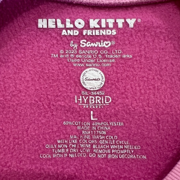 Hello Kitty & Friends by Sanrio Pink Graphic Crewneck Sweatshirt Size Large - Picture 6 of 8